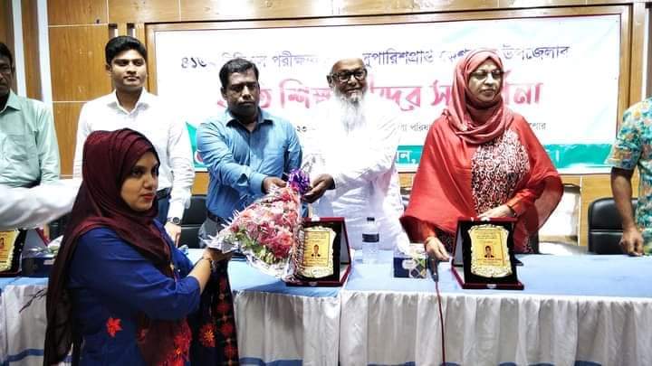 কেশবপুরে ৪১তম বিসিএস পরীক্ষায় চূড়ান্ত সুপারিশপ্রাপ্ত কৃতি শিক্ষার্থীদের সংবর্ধনা প্রদান