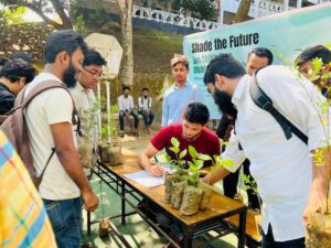 কুবিতে লিও ক্লাব কর্তৃক 'ফ্রী গাছ বিতরণ কর্মসূচি ' আয়োজিত