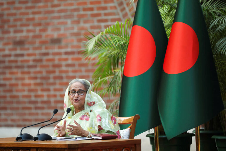 সীমান্তে বিজিবি সদস্যদের ধৈর্য ধরার নির্দেশ প্রধানমন্ত্রীর