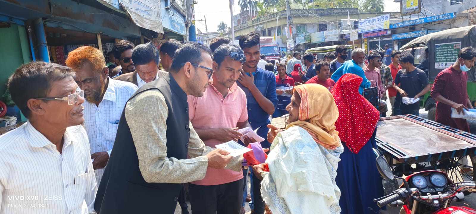 কেশবপুরে উপজেলা চেয়ারম্যান প্রার্থী পান্নার গণসংযোগ