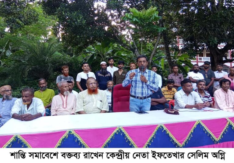 মণিরামপুরে লুণ্ঠনকারীদের কঠোর হুশিয়ারী দিলেন কেন্দ্রীয় নেতা ইফতেখার সেলিম অগ্নি